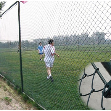 萍乡运动场围网 厂家生产 萍乡篮球场围网 运动场护栏网 学校操场防护网