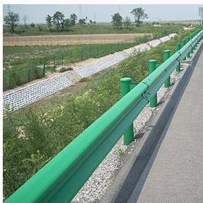 波形板护栏 道路护栏报价 波形板护栏 道路护栏功能