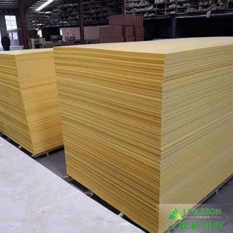 木塑发泡板 六棵松彩色广告板厂家直供 量大优惠 可定制