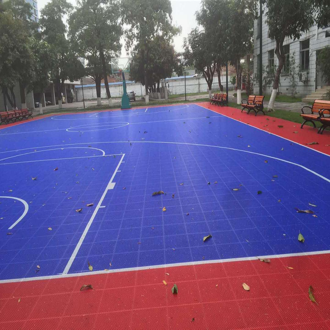 河池市宜州市哪里有会做透气型塑胶跑道的，硅Pu篮球场涂料铺设