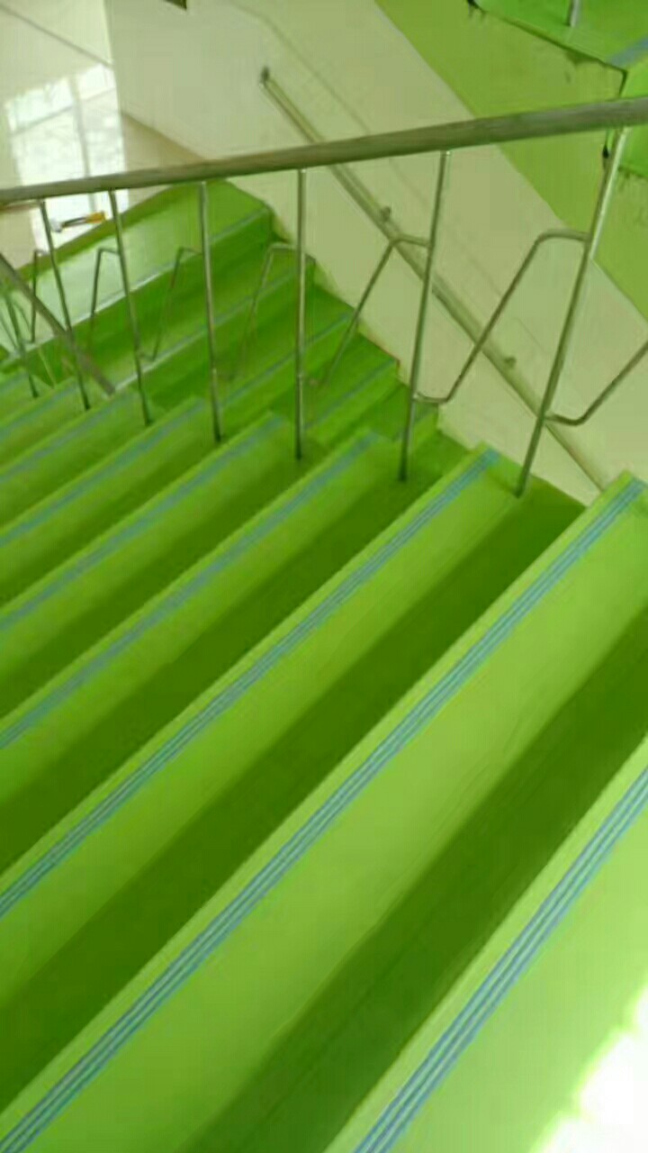 威海塑胶楼梯踏步、日照整体楼梯踏步、临沂塑胶楼梯防滑板
