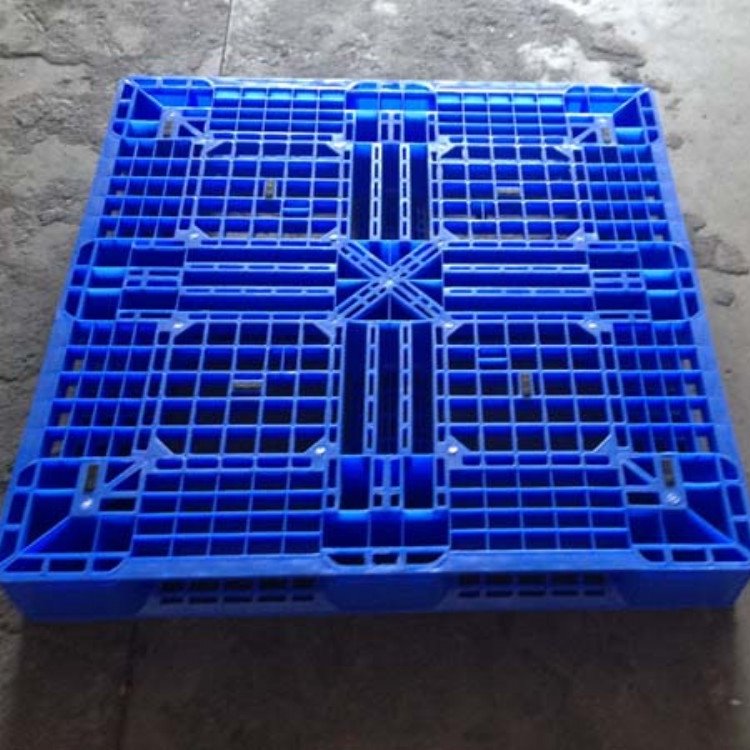 郑州乔丰塑胶叉车专用托盘，防潮垫板，卡板生产厂家