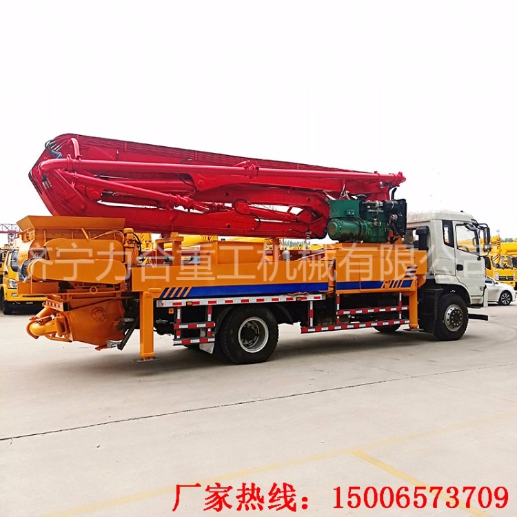 现货供应28-56米混凝土泵车 车载式高空水泥输送泵 臂架式搅拌一体天泵
