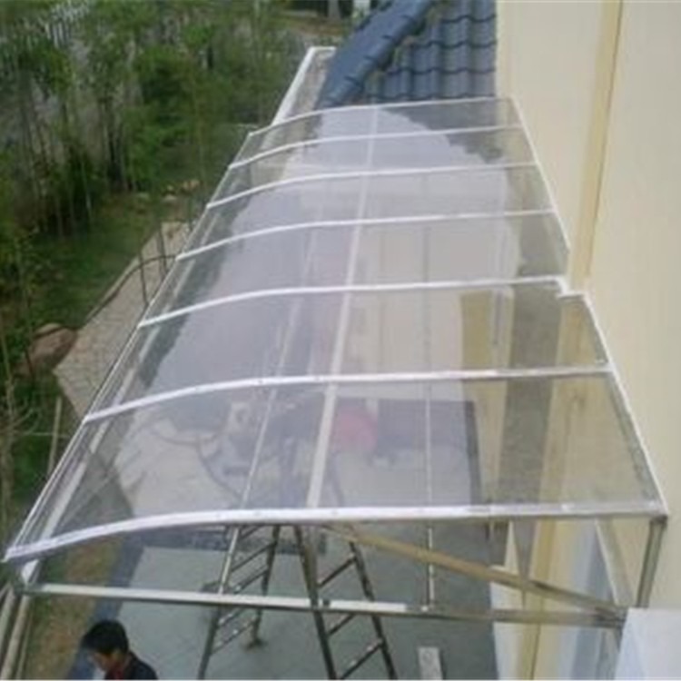 户外耐力板雨棚 pc耐力板雨棚 高透明采光pc耐力板工程 朴丰厂家直销