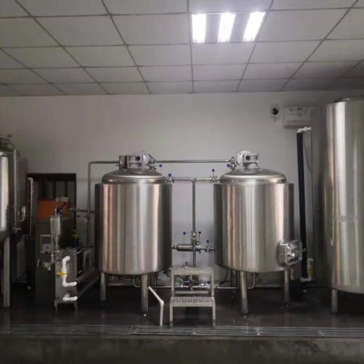 陕西榆林精酿啤酒设备厂家升级，总部派专人上门安装调试