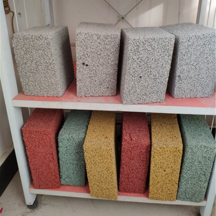 厂家介绍发泡水泥保温板产品主要特性