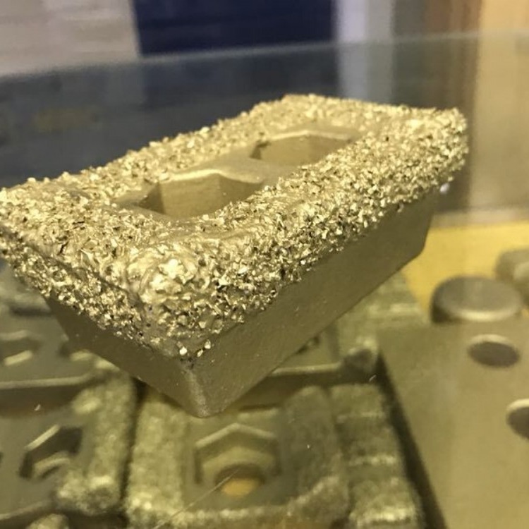 新比亚特自动化硬质合金颗粒焊接设备