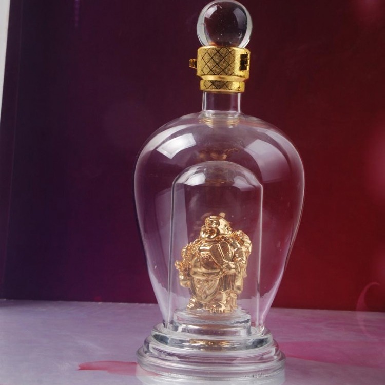 永鑫玻璃创意异形酒瓶高硼硅玻璃手工艺酒瓶厂家