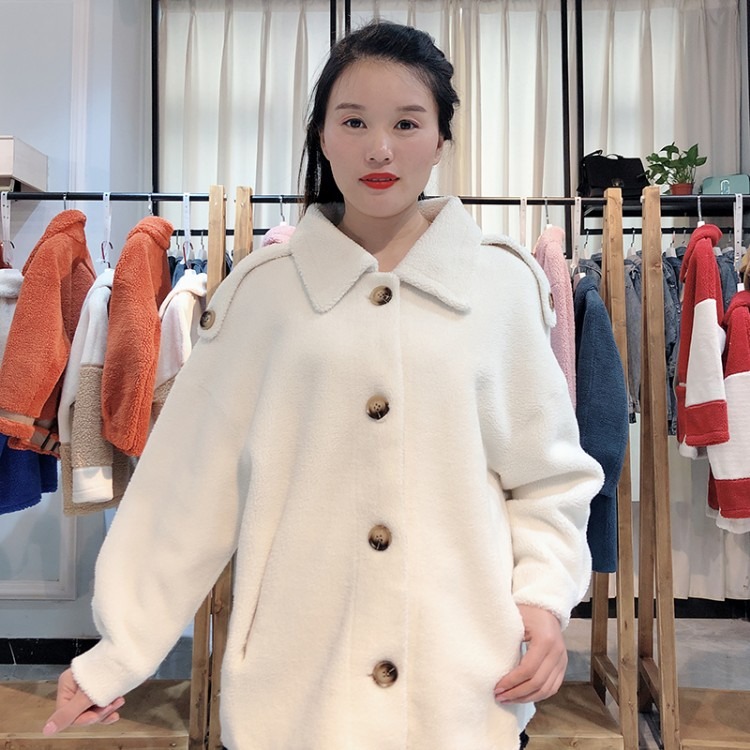 【格颜】2019冬季皮毛一体颗粒绒大衣 品牌折扣女装店加盟