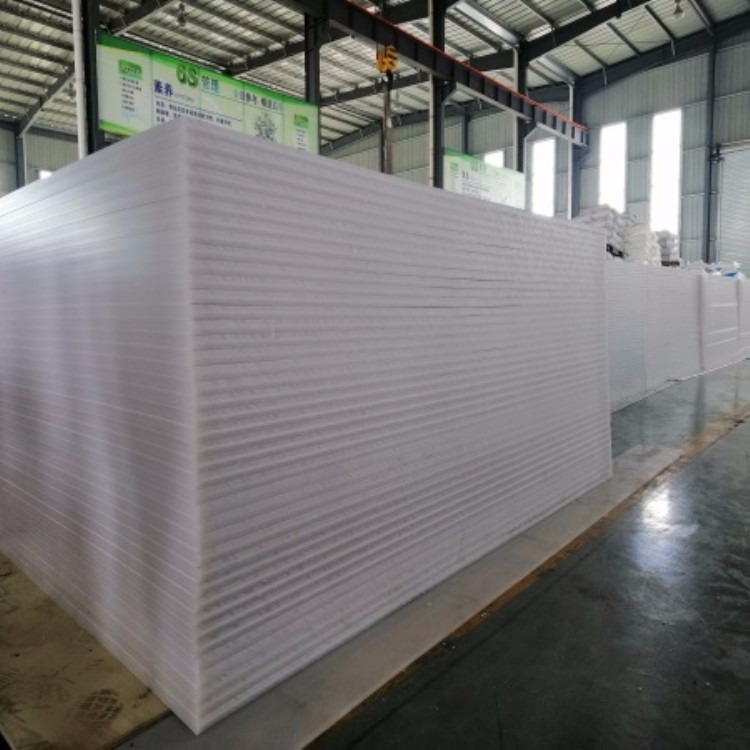 厂家直销PP板  耐酸碱挤出级白色PP板材 易焊接聚丙烯板材 PP板