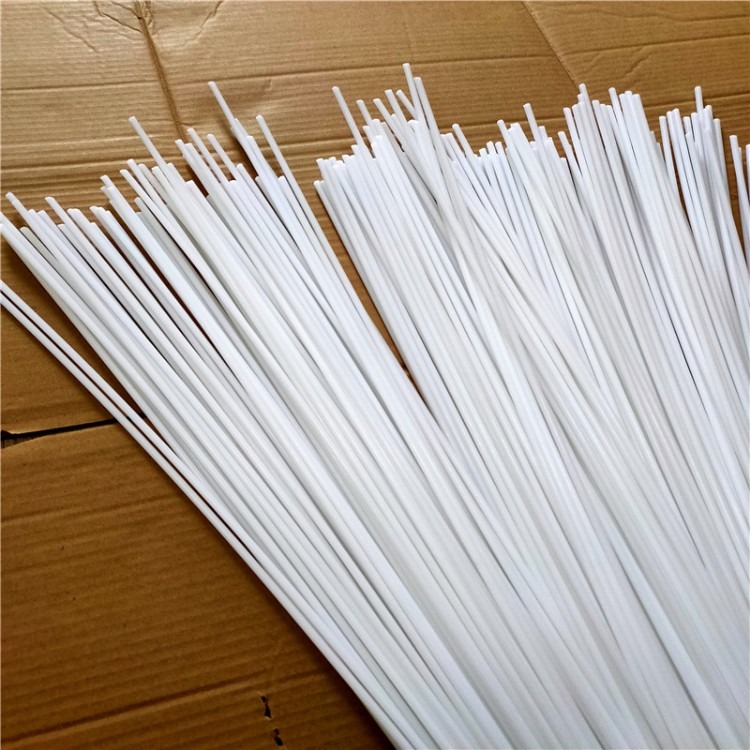 四川厂家生产POM棒、聚甲醛棒 赛钢棒 塑料棒 加工零件 规格齐全黑色白色科定制