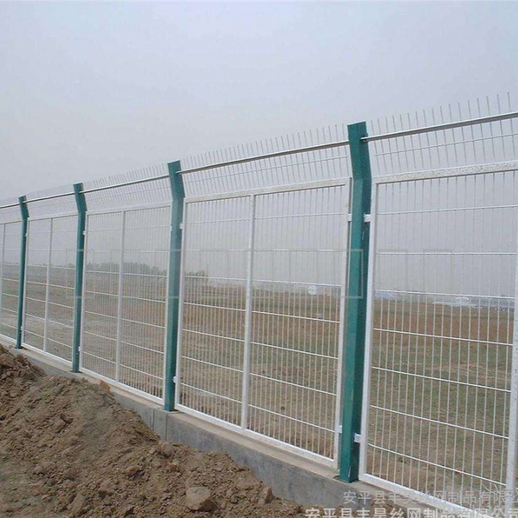 小区护栏网 三角护栏网 护栏网制造厂家 厂家直销 支持定制