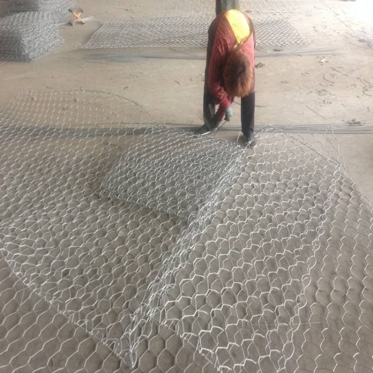安平县三创新型雷诺护垫 格宾网护垫生产厂家