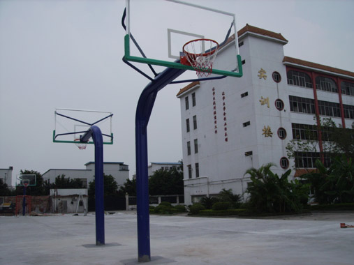 深圳各种中高档户外篮球架厂家直销包送货安装