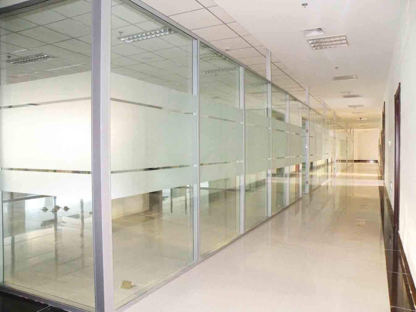 办公室玻璃隔断贴膜设计安装-化工原料、辅料-长安仕佳室内装饰材料经销处
