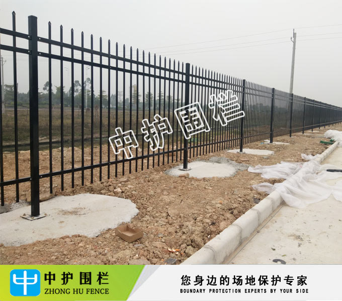 产业园围栏网 学校围墙铸铁护栏 海口别墅塑钢栅栏现货