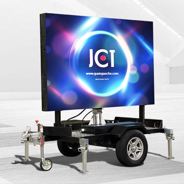 供应LED广告拖车    E-F4移动LED广告拖车  户外可移动LED显示屏广告拖车