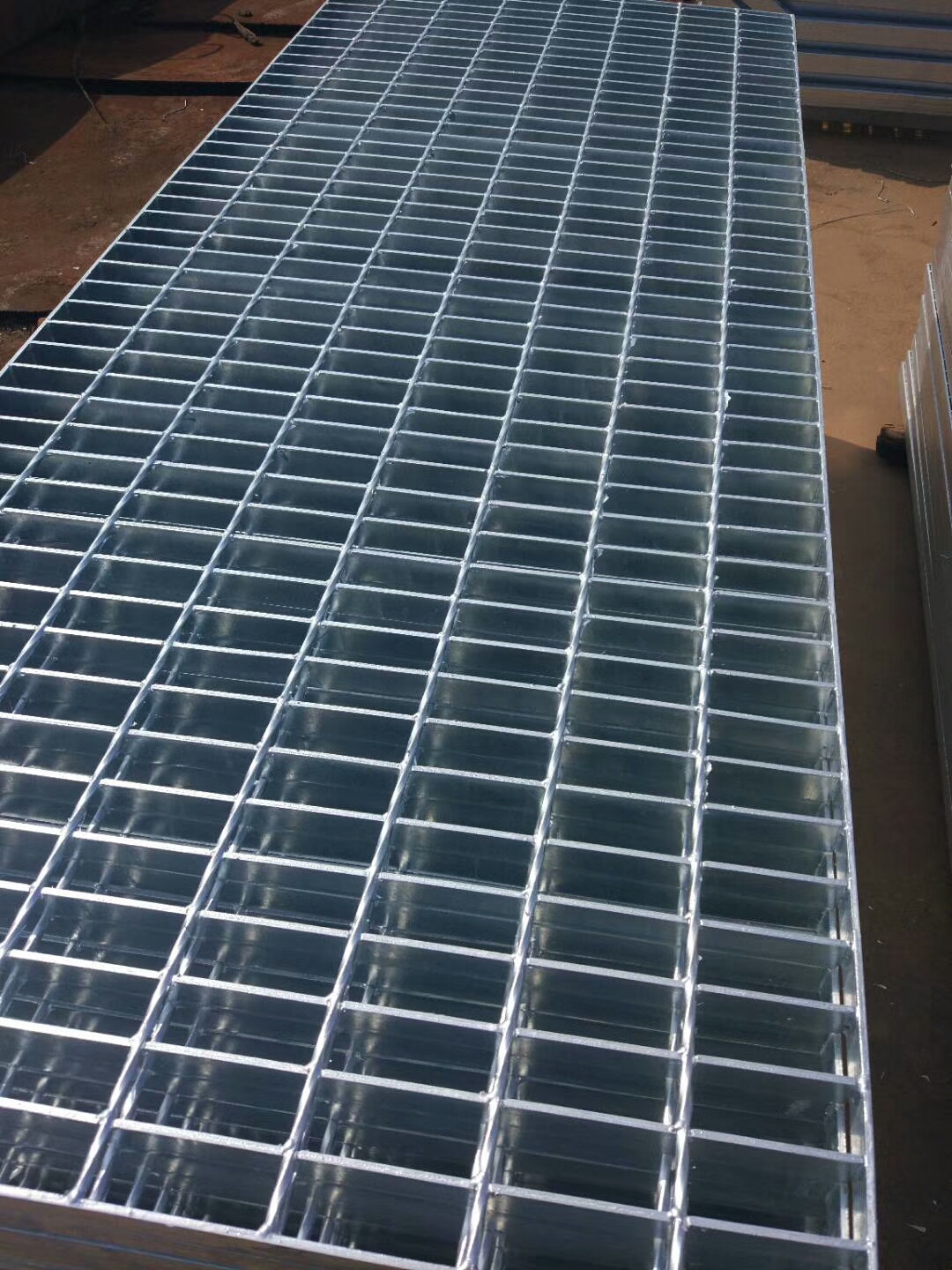 电厂专用钢格板 热镀锌电厂平台钢格板
