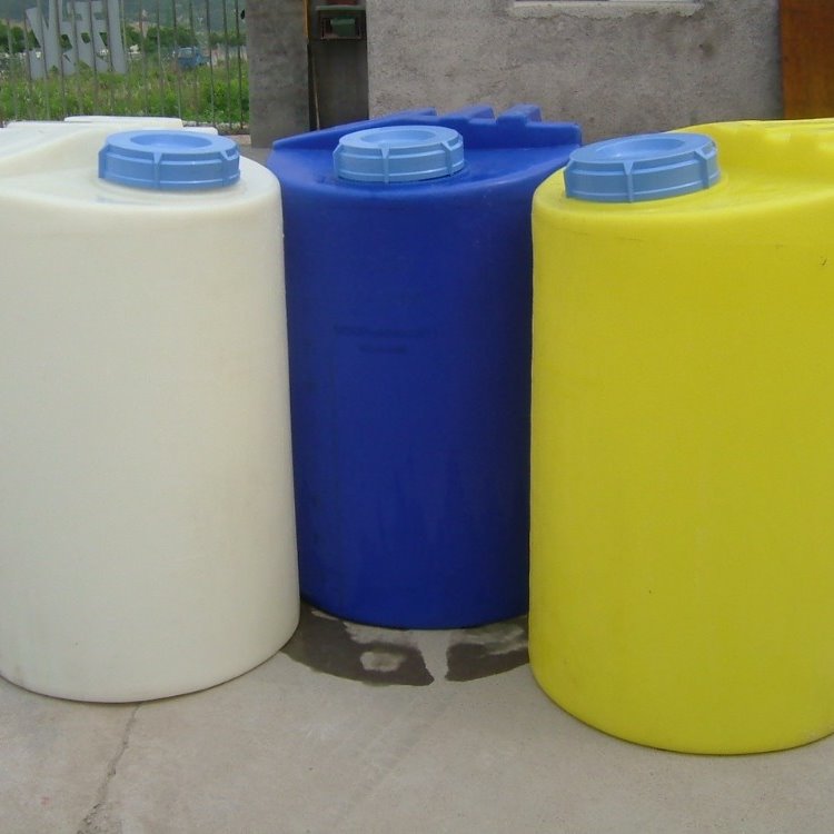 江西省南昌市1吨加药箱减水剂复配罐设备供应生产厂家