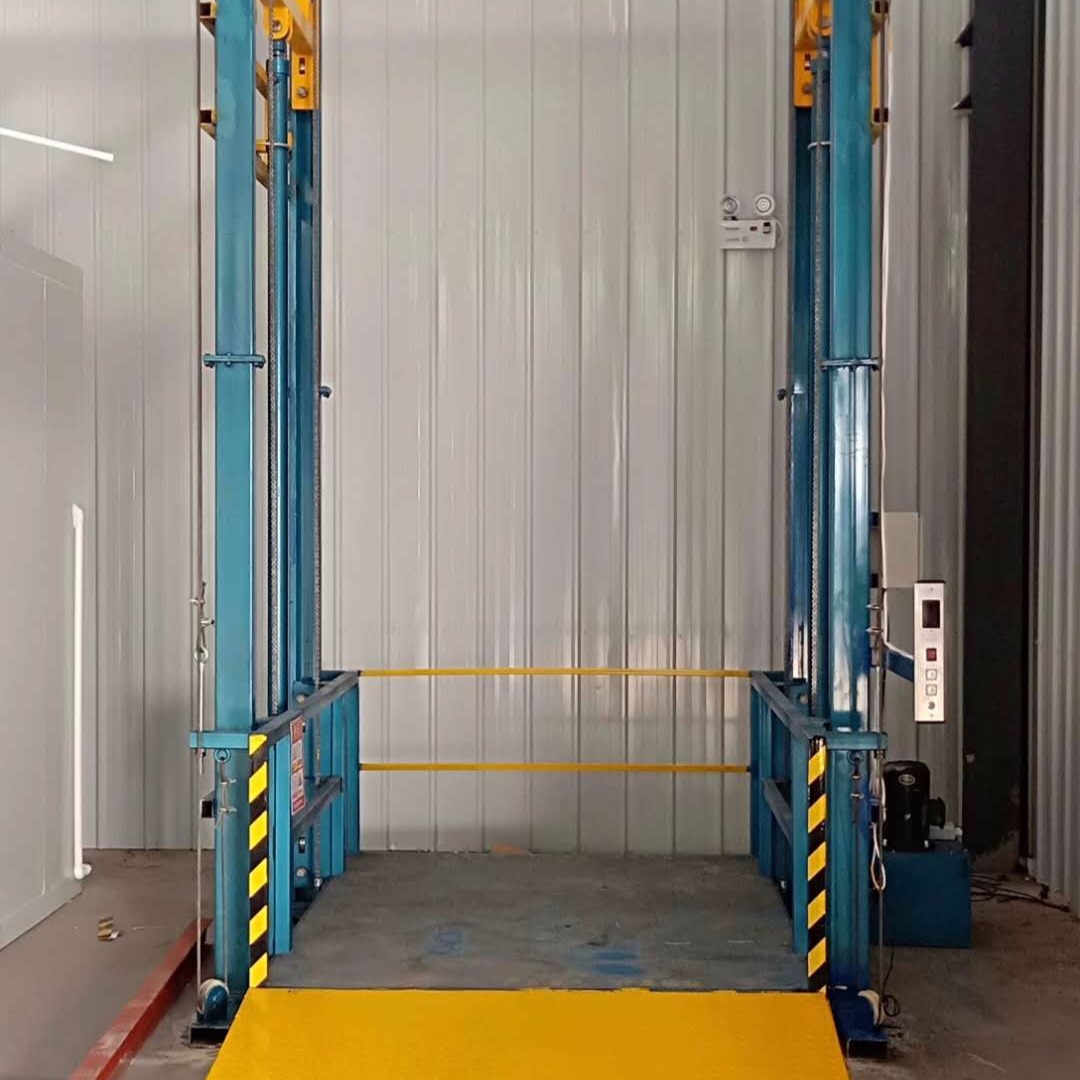 长沙超威液压工厂载货室内链式导轨液压升降货梯