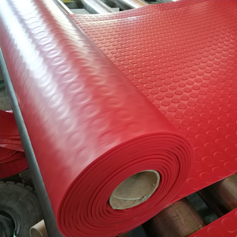强仁橡胶板厂现货供应 3mm红色绝缘橡胶板 圆点防滑橡胶板2米宽橡胶板