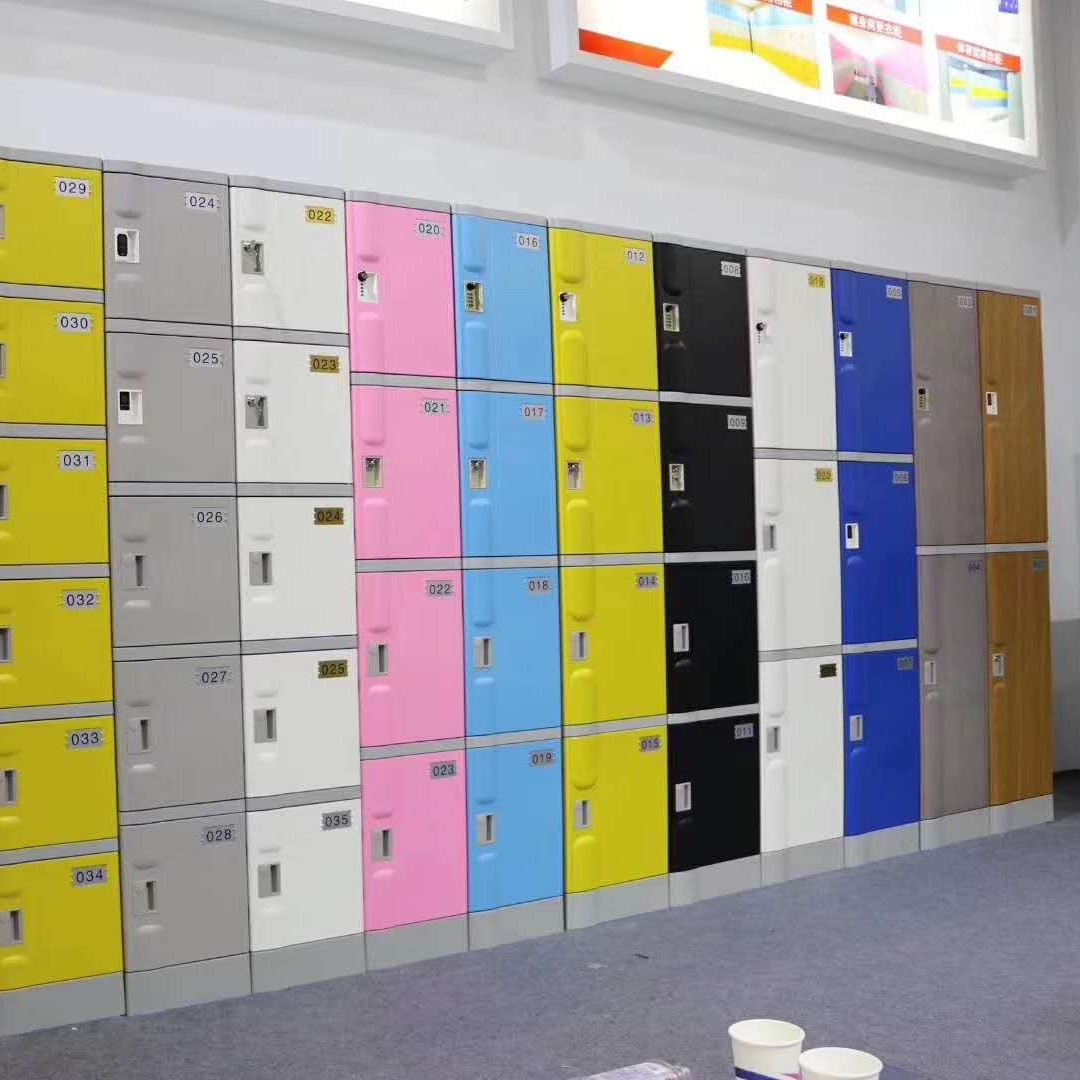 洛阳厂家供应新款初小学生书包柜塑料学校储物柜密码锁配置