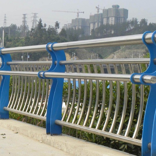 河道不锈钢桥梁护栏不锈钢桥梁防撞护栏 批发市政工程桥梁护栏