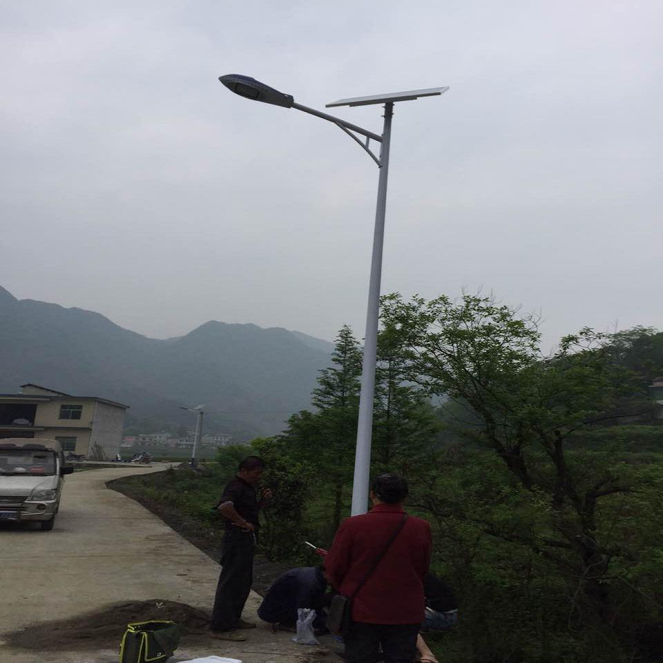 北京太阳能路灯厂家哪家好 全套含运价格