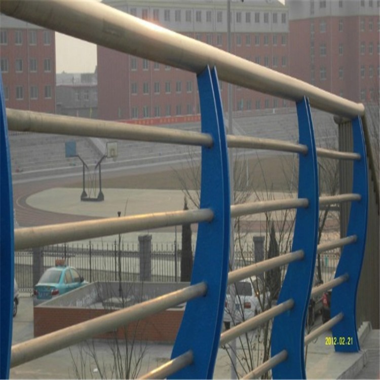优质护栏 201不锈钢河道护栏 304不锈钢复合管桥梁道路隔离栏杆  城市天桥栏杆