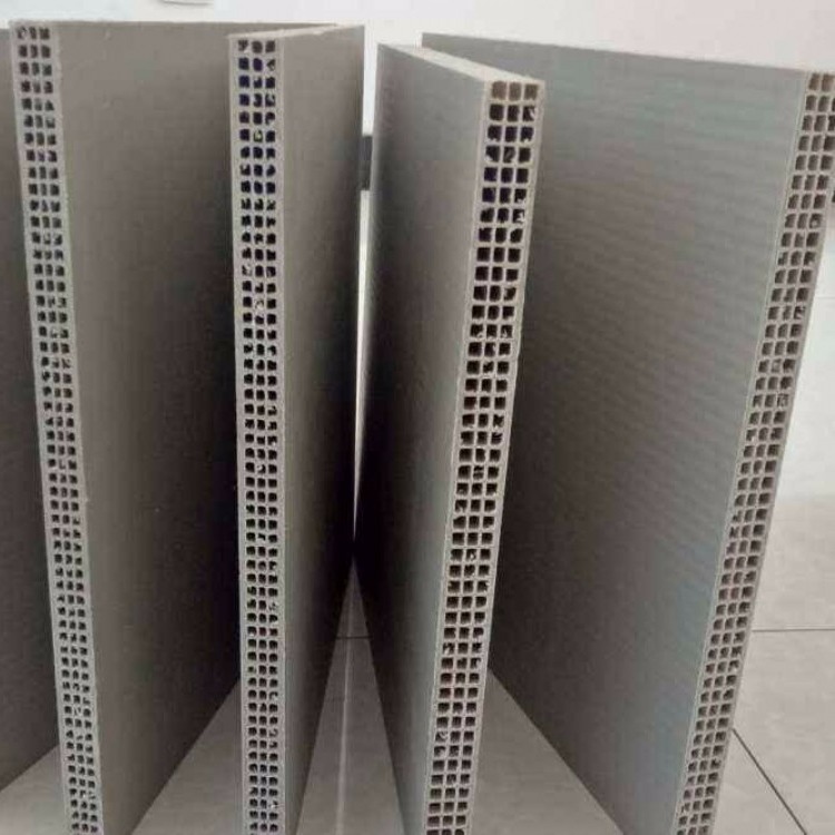 pp中空建筑模板生产线设备_pp塑料建筑模板设备厂家价格