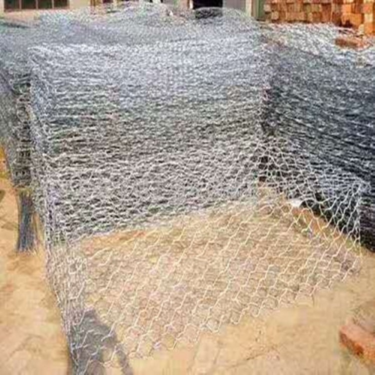新疆石笼网生产厂家2*1*1现货经济,只需将石头装入笼子封口即可