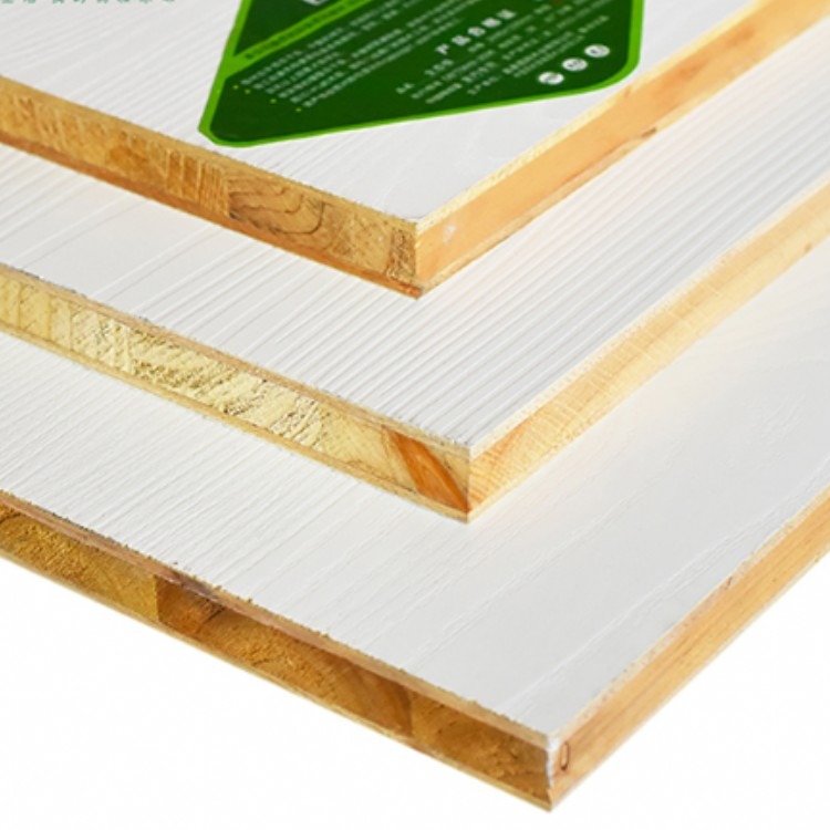 百的宝健康板材 杉木芯18mm E1级环保生态板衣柜家具板材 深雕暖白 