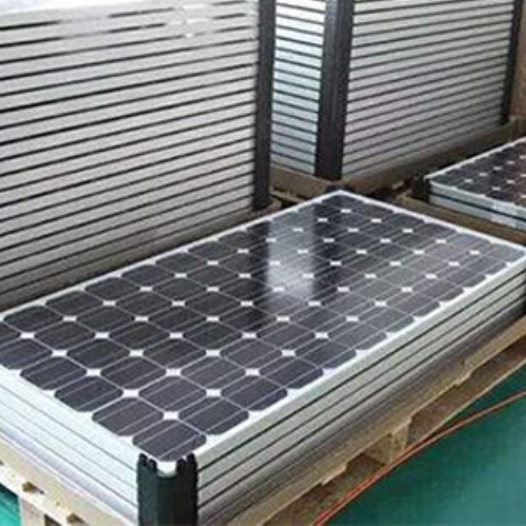 山东太阳能光伏板回收，拆卸组件回收15221075183