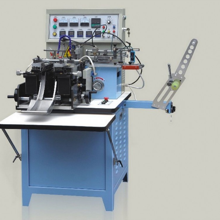 厂家生产 实力打造 自动化包装机械设备 喷胶装盒机生产设备ZH100