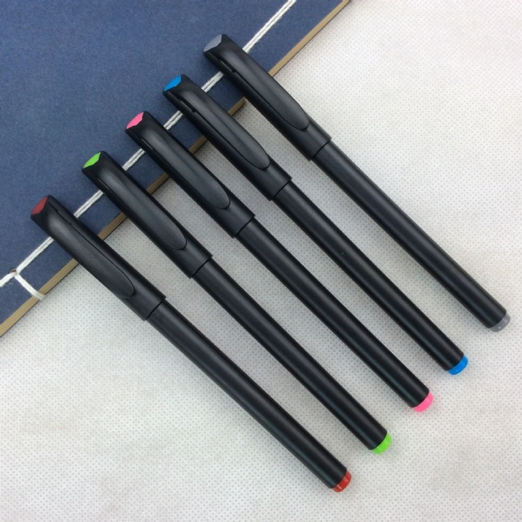供应塑料签字广告中性笔黑色创意水性笔磨砂中性笔定制碳素笔供应