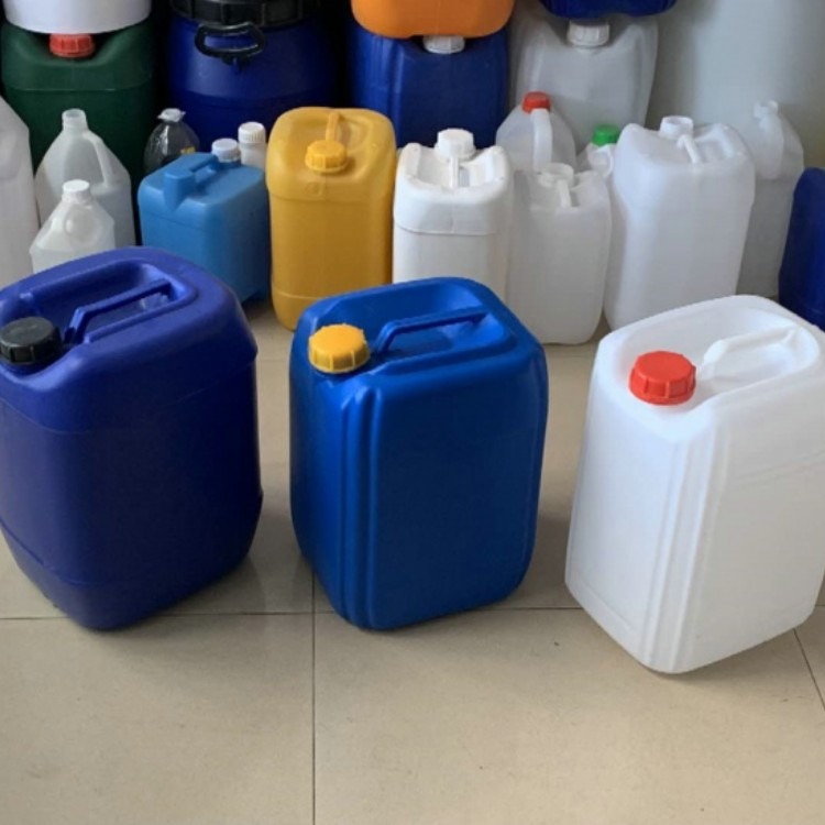 兰色红盖20升塑料桶黄颜色20L塑料桶新利塑业供应