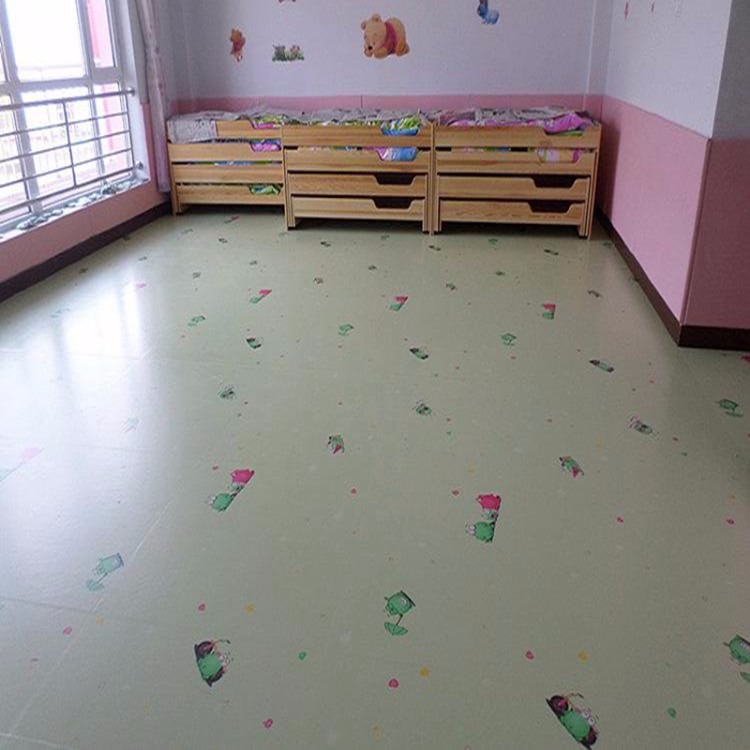 幼儿园塑胶地板，德彩2.0卡通幼儿园塑胶地板