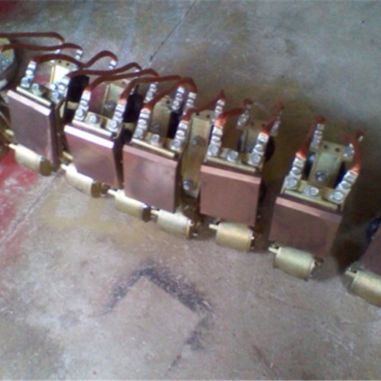 刚体滑触线集电器,500A钢体集电器,复合型铜刚体滑触线