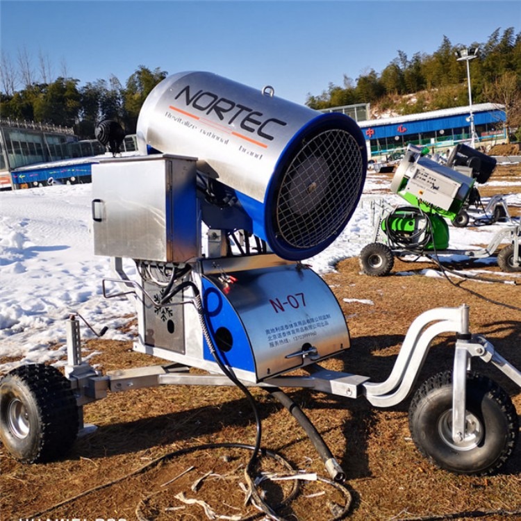 筹建网红滑雪场高品质造雪机造雪机设备