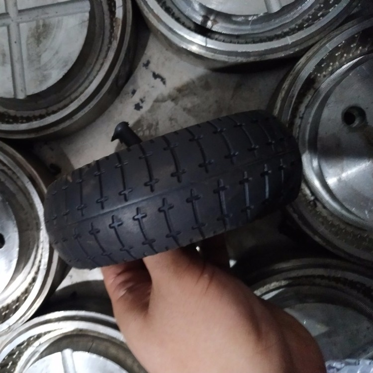 加工定制  橡胶轮胎 汽车轮胎 玩具轮胎 机器人轮胎