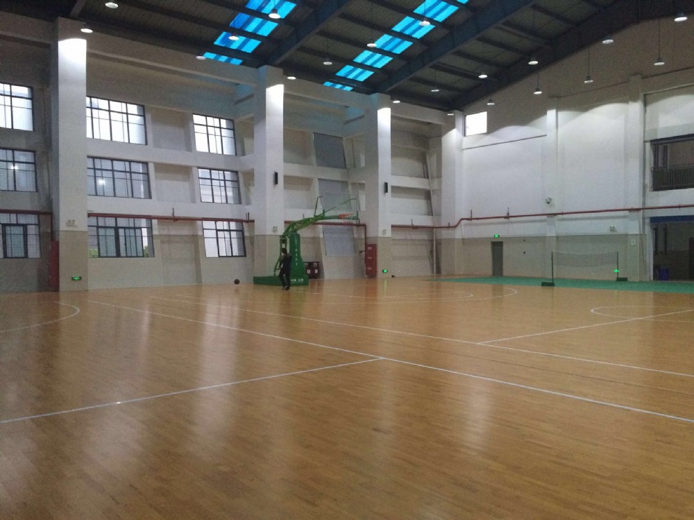 西安新城运动木地板施工 凯伟德厂家直销运动木地板
