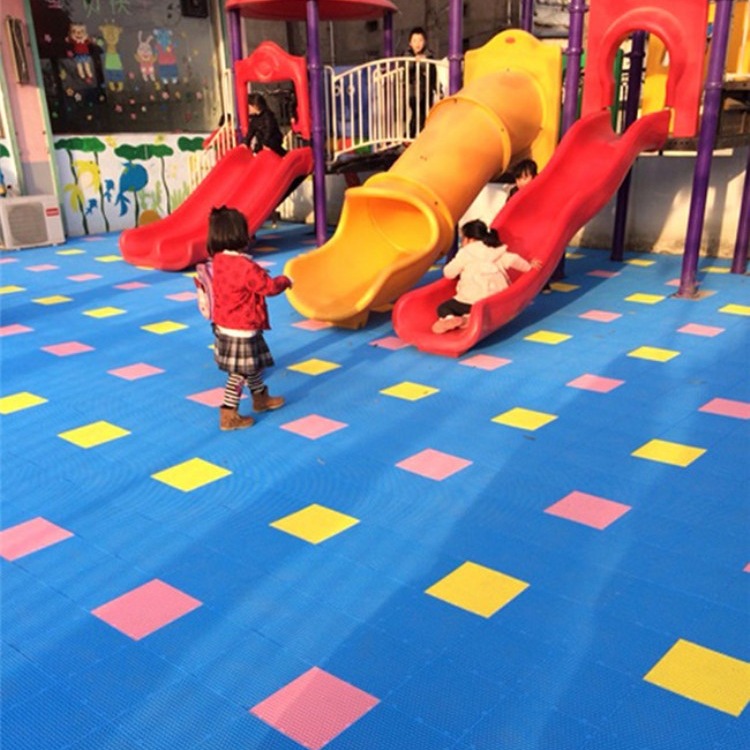 室外 儿童乐园地板|早教中心 户外拼装地板|幼儿园地面防滑地垫|幼儿园运动地板|防滑悬浮地板|幼儿园户外地垫价格