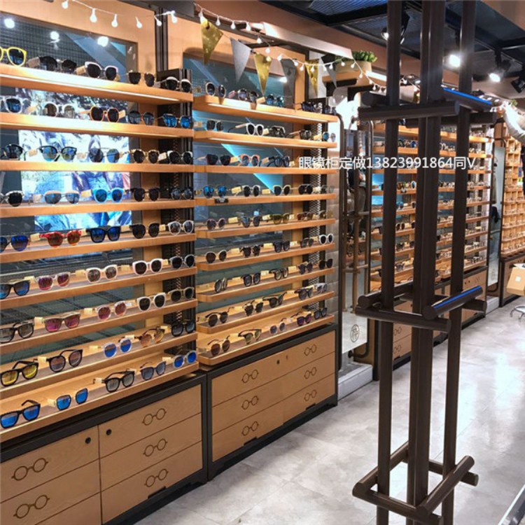 查尔斯顿隐形眼镜展示柜 三明尤溪眼镜店装修设计图
