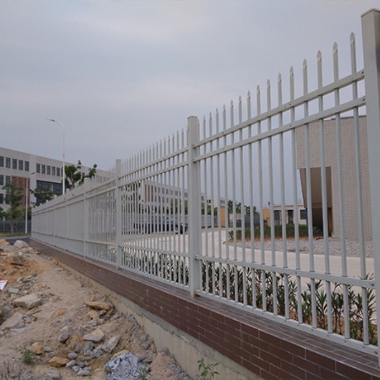 福建锌钢围墙栏杆，小区草坪护栏，学校工厂铁管护栏、