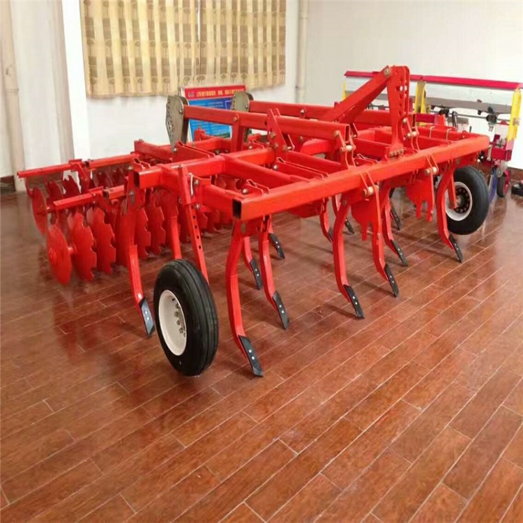 大型拖拉机牵引联合整地机规格A邯郸大型拖拉机牵引联合整地机规格参数厂家