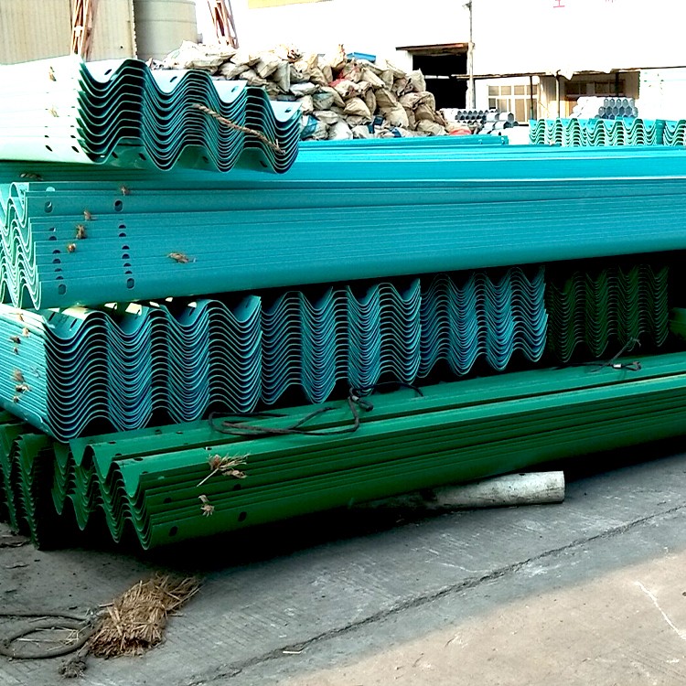 重庆安全围栏网 合川国标波形护栏 波形梁护栏-品质保障-现货供应