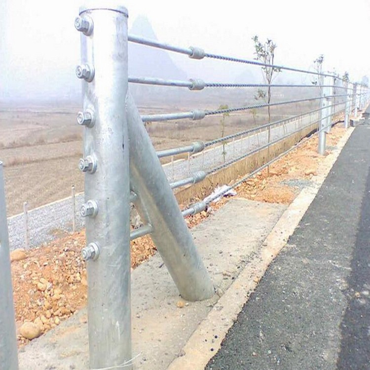 缆索护栏  公路绳索护栏  钢丝绳护栏     安全防护