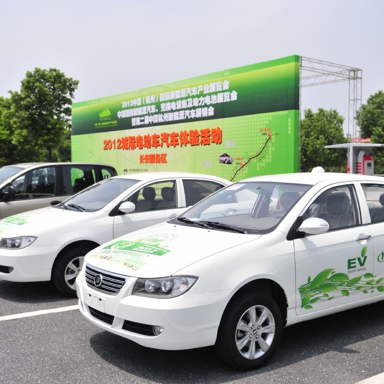 上海锂电池回收 ，电池组的质保期，都设置在10年20万公里
