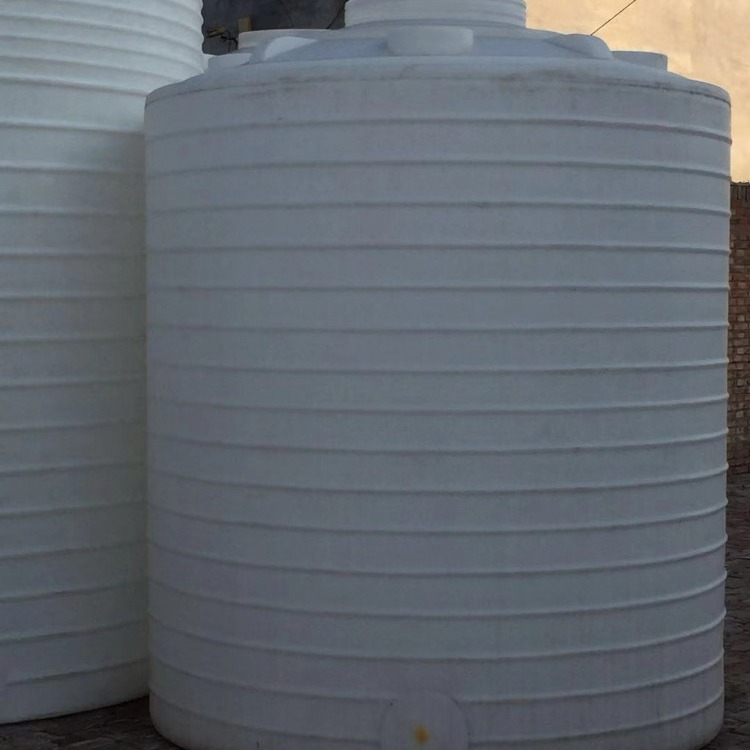山东5吨白色塑料储罐 5吨PE耐酸碱塑料水塔搅拌桶