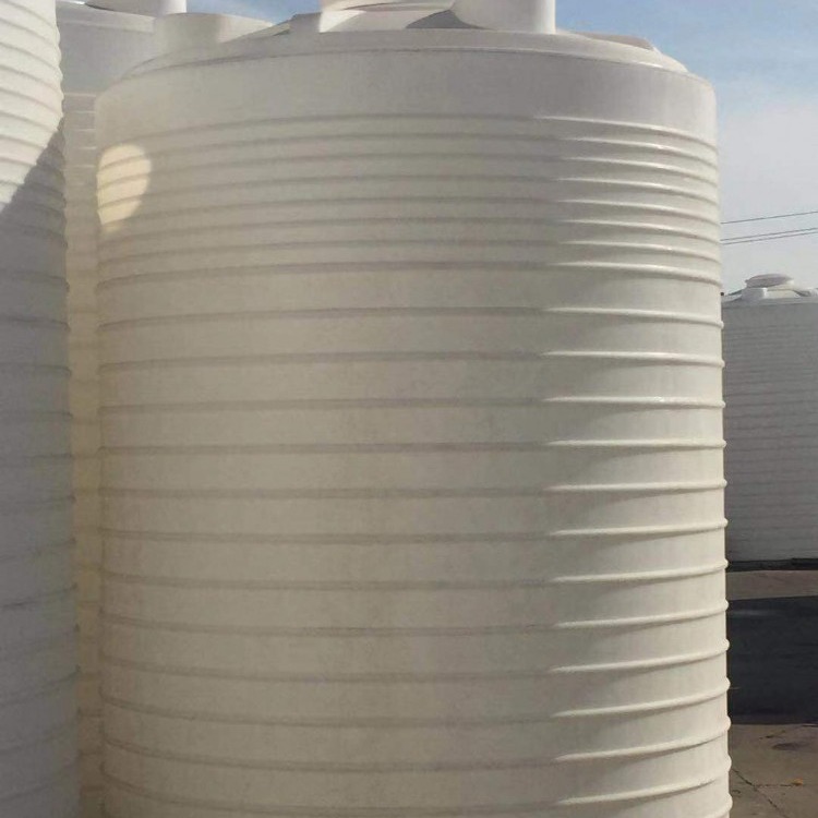 山东庆云厂家直销10吨塑料大水桶 10吨白色水塔环保储罐